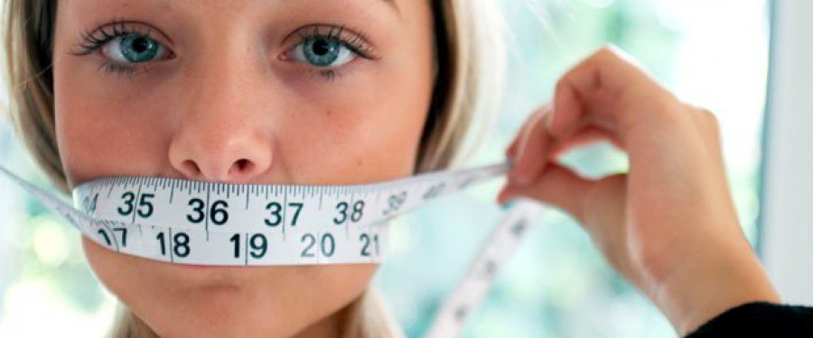 ADOLESCENZA e DCA: IL CIBO COME CHIAVE DI LETTURA DEL DISAGIO